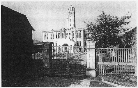 戸田会長が出獄した豊多摩刑務所（写真は昭和57年当時）